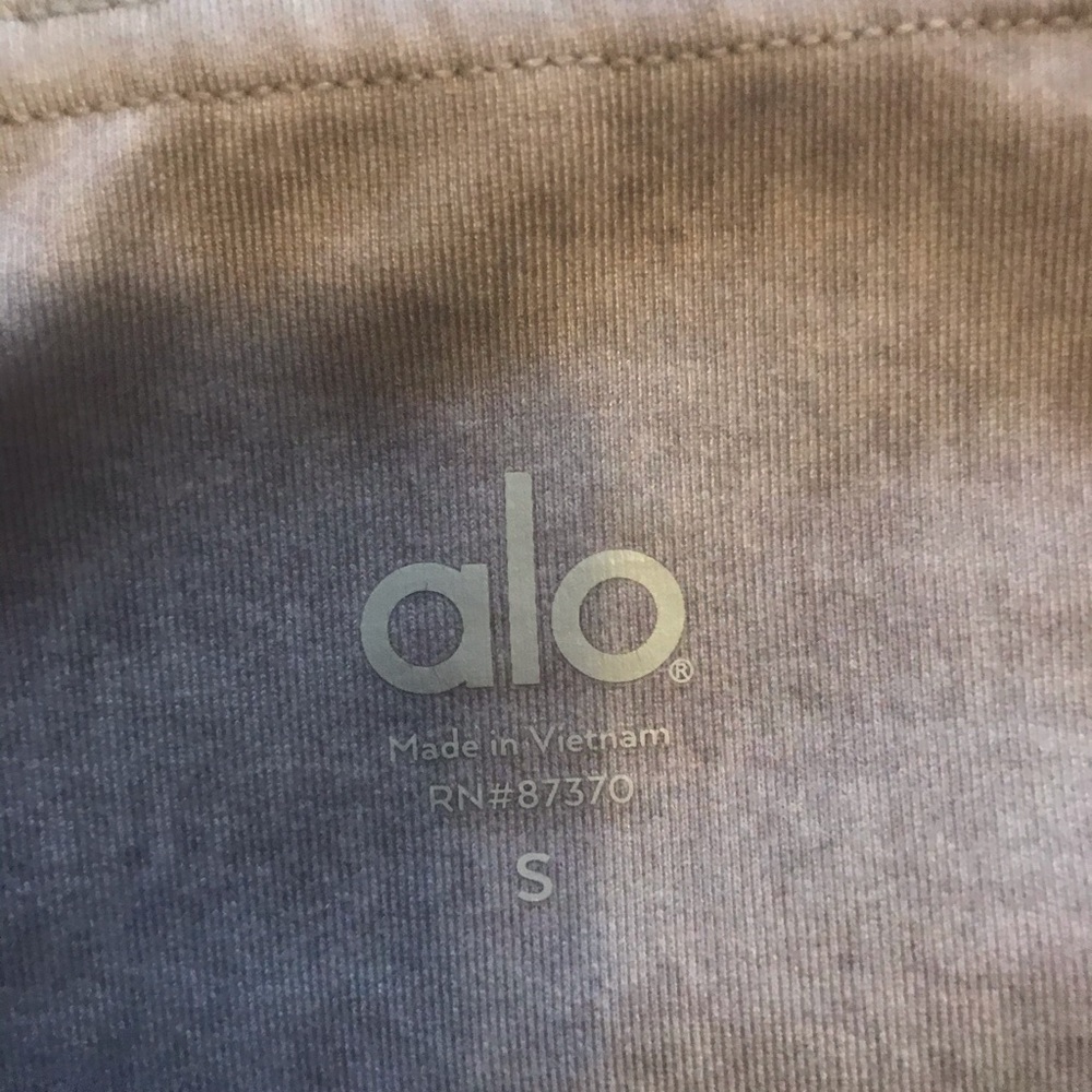 ALO women joga leggings size S very good cond